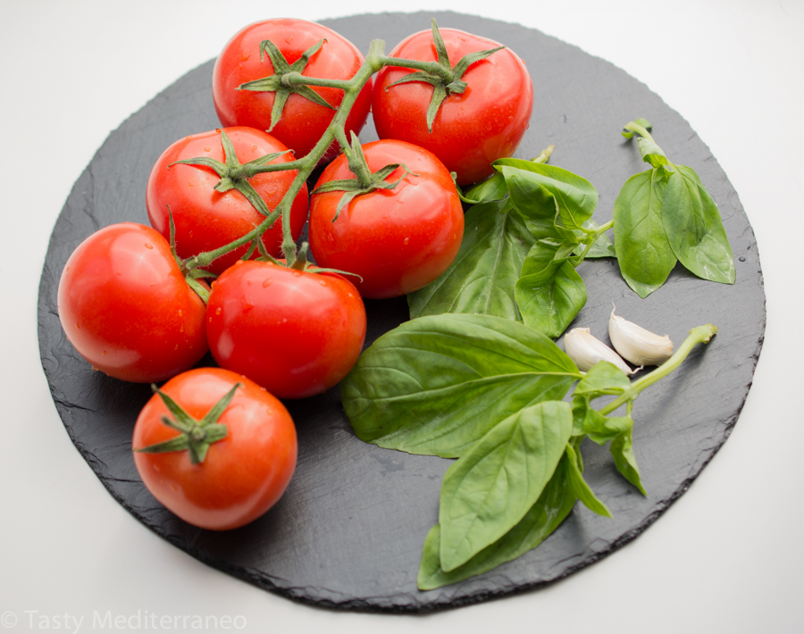 Image of Basil and tomatoes