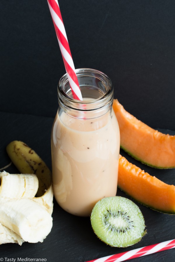 Energizing Melon, banana & kiwi smoothie Tasty Mediterraneo