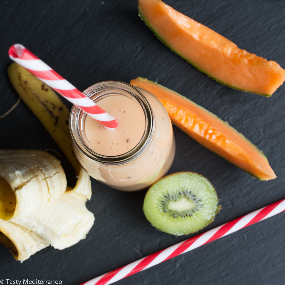 tasty-mediterraneo-smoothie-melon-kiwi-banana