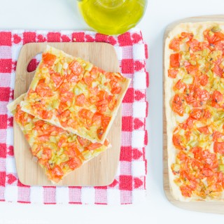 Coca de trampó (Majorcan flatbread with vegetables)