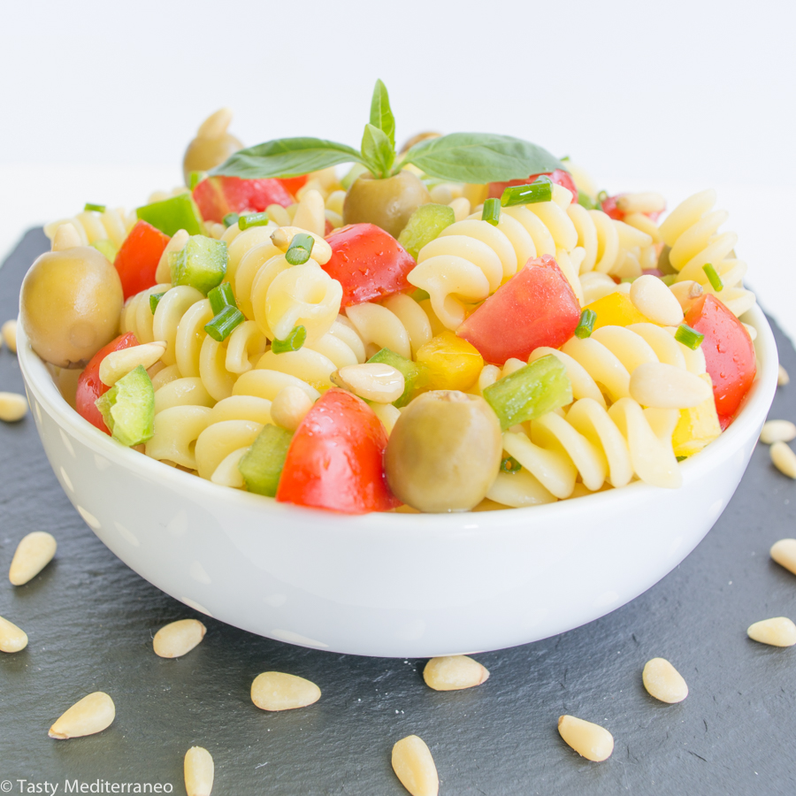 tasty-mediterraneo-pasta-salad-recipe