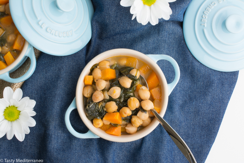 Tasty-mediterraneo-spanish-chickpeas-spinach-stew-recipe