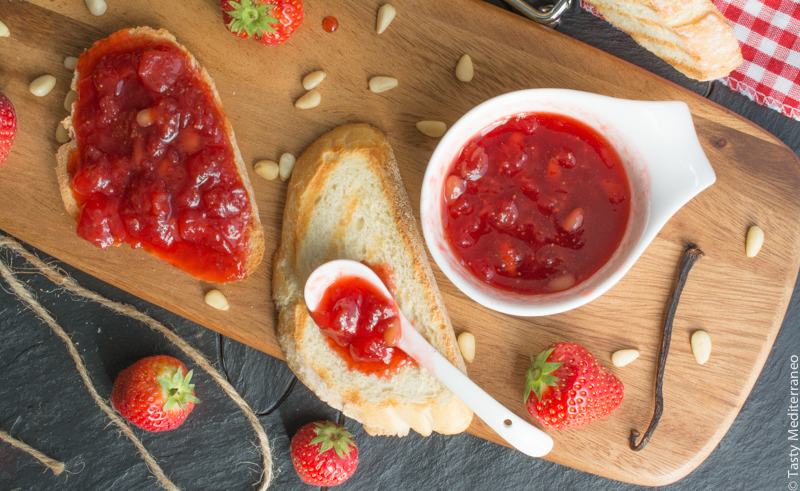 Tasty-mediterraneo-strawberry-vanilla-jam