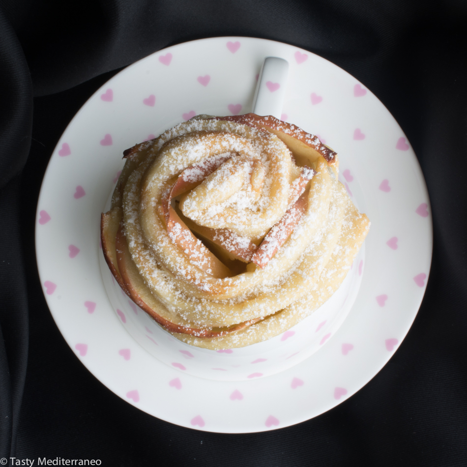 Tasty-mediterraneo-rosas-manzana