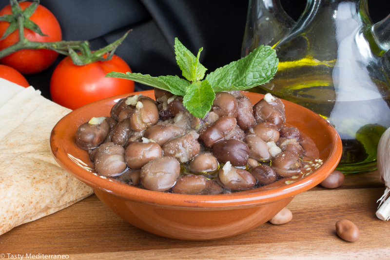 Tasty-Mediterraneo-Lebanese-foul-beans