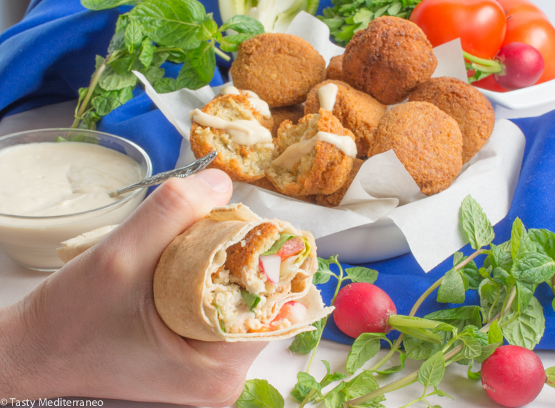 Tasty-Mediterraneo-vegan-falafel