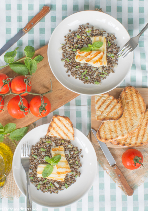 Tasty-Mediterraneo-beluga-lentils-&-grilled-halloumi