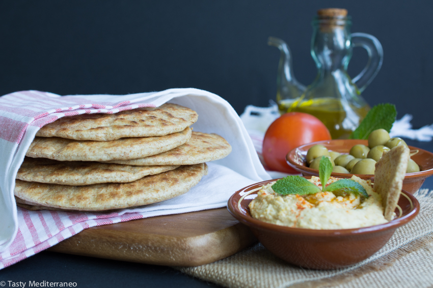 Tasty-Mediterraneo-mediterranean-pita-bread