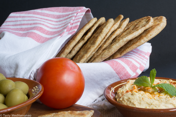 Tasty-Mediterraneo-pita-bread