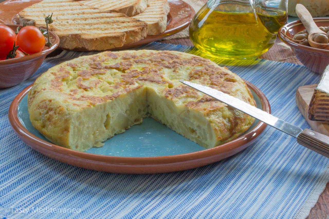 tasty-mediterraneo-spanish-omelette