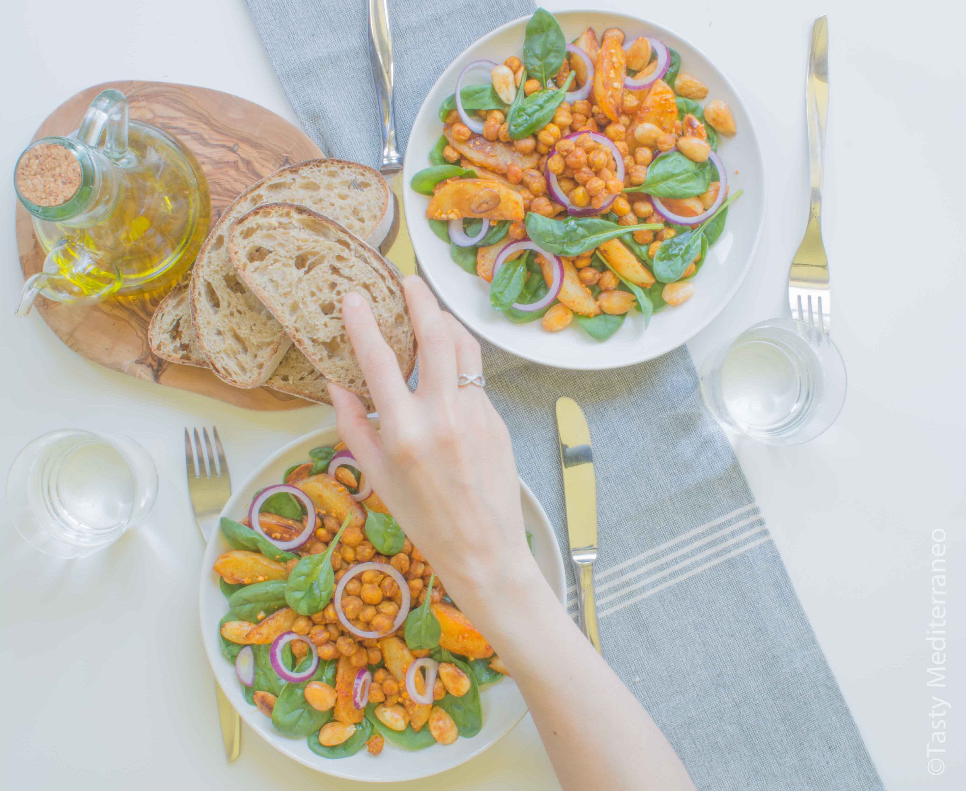 tasty-mediterraneo-roasted-chickpea-salad