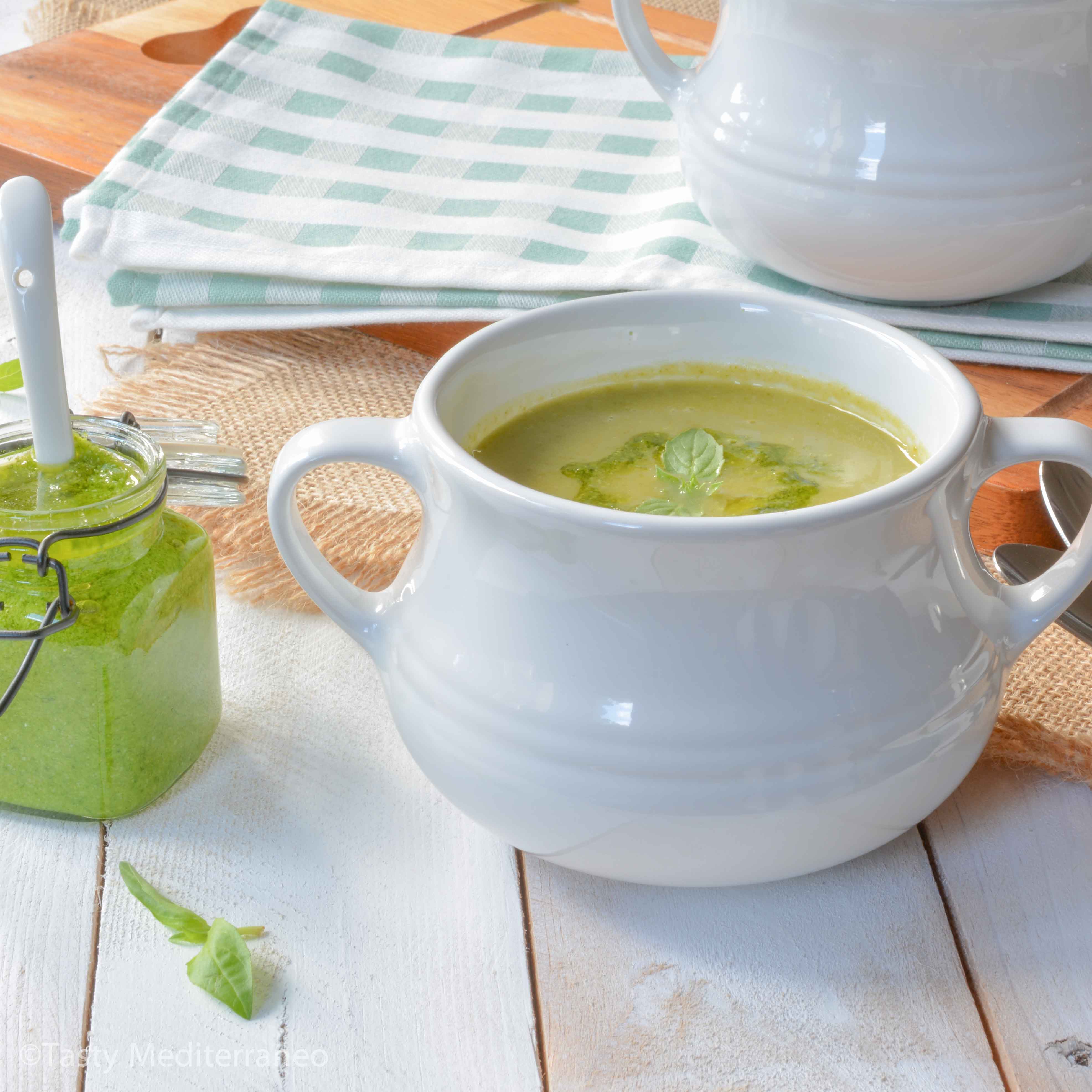 tasty-mediterraneo-pointed-cabbage-soup-recipe