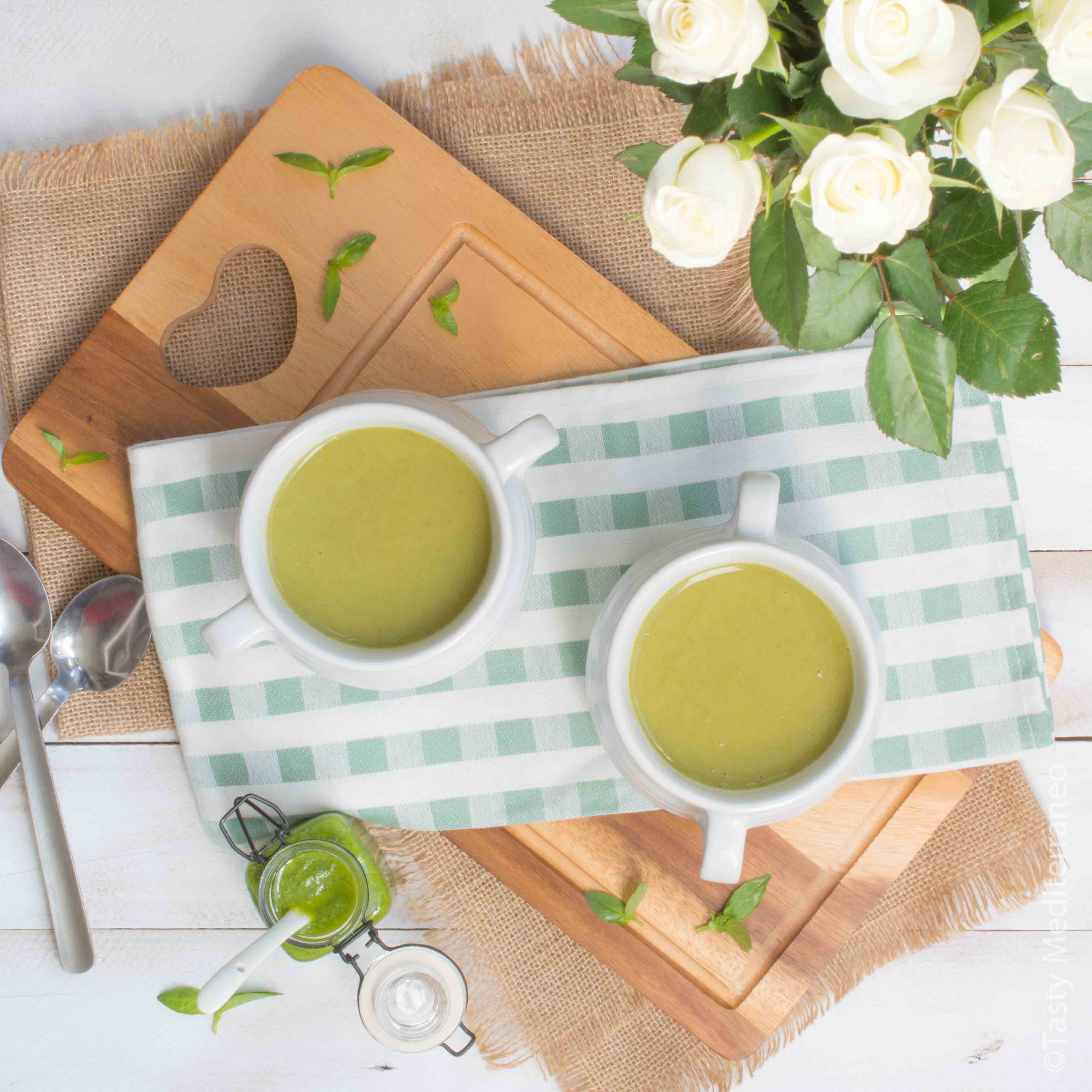 tasty-mediterraneo-pointed-cabbage-soup