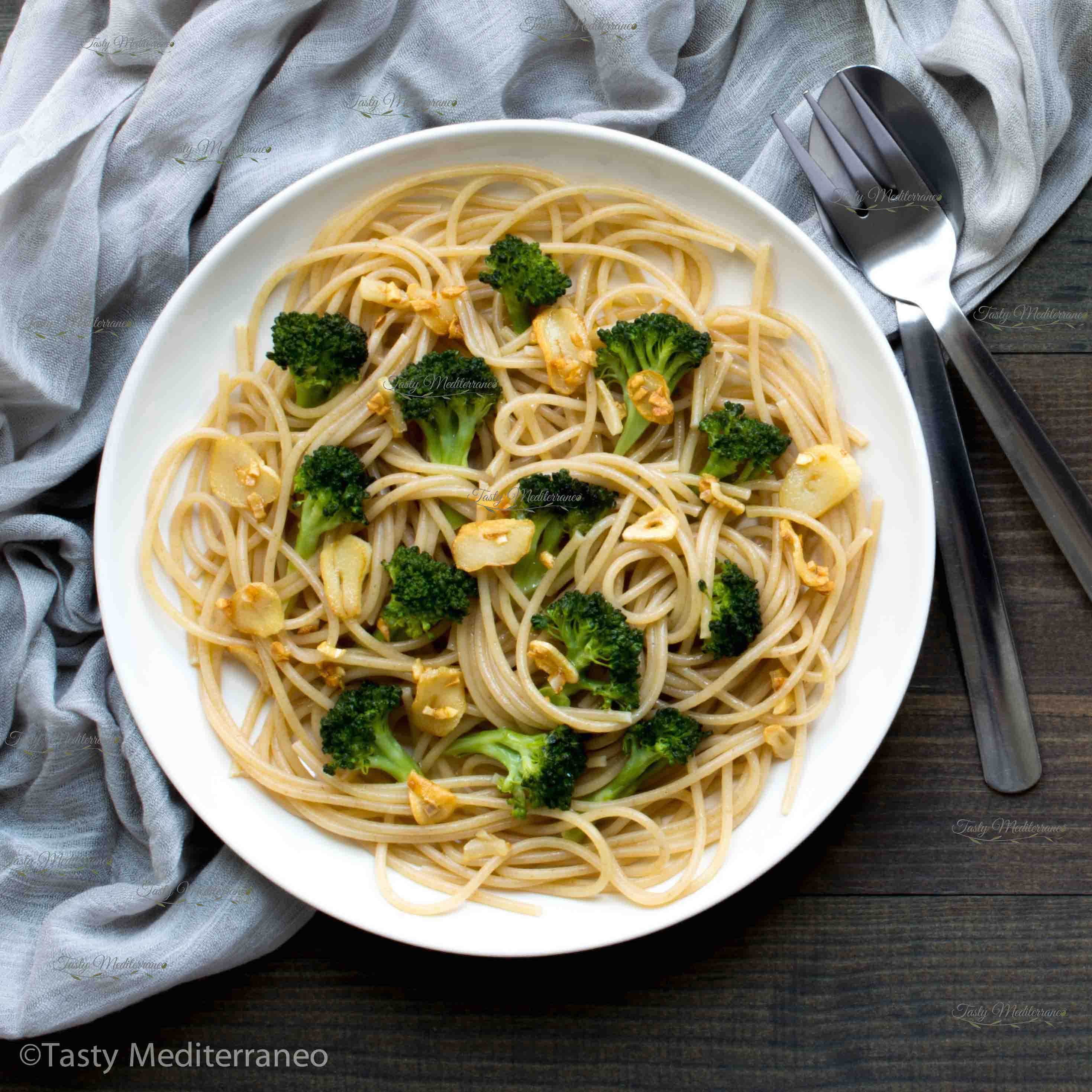 Spaghetti Alio Et Olio Spezial — Rezepte Suchen