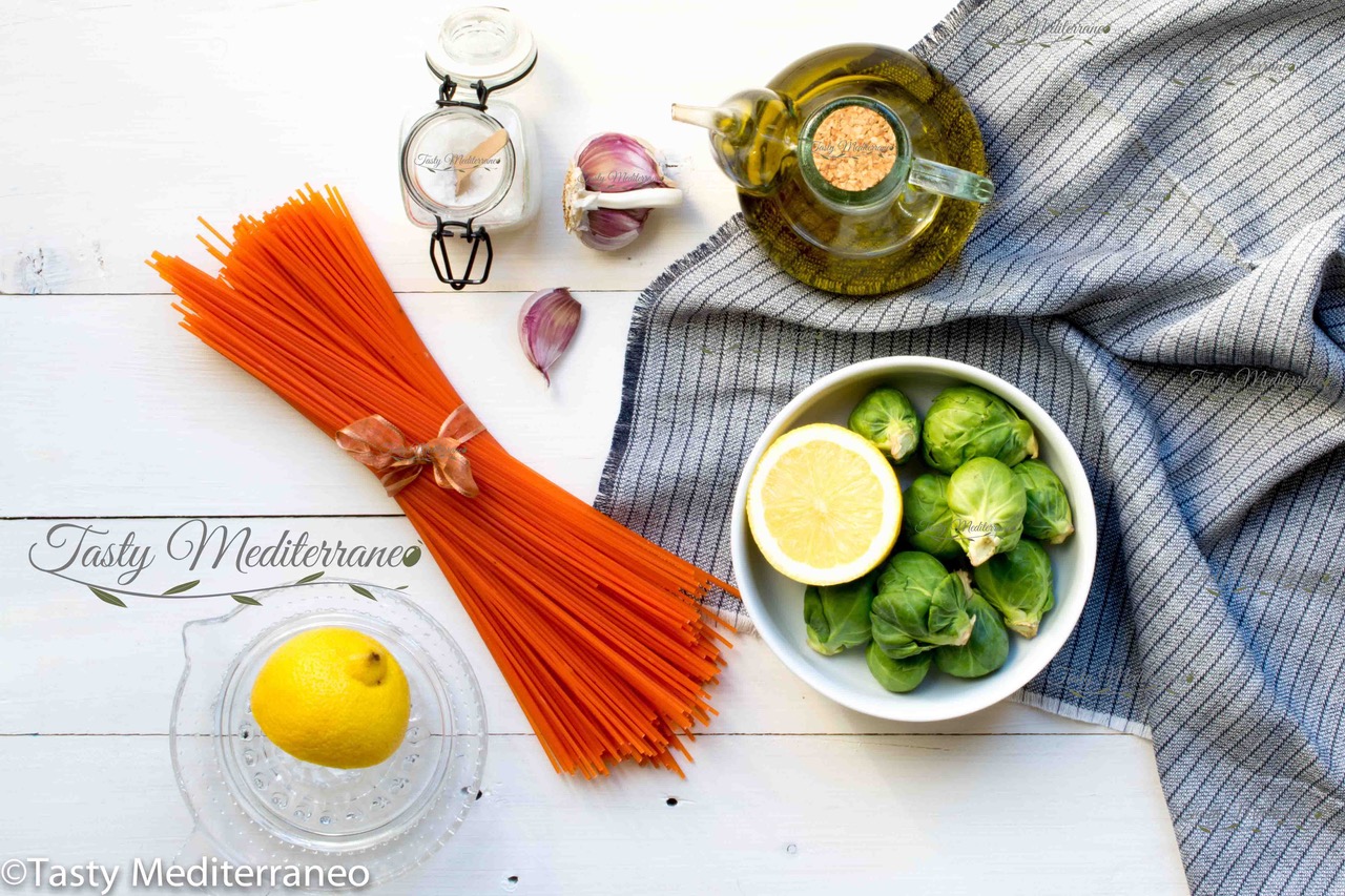 Spaghetti De Lentilles Corail Avec Choux De Bruxelles Tasty
