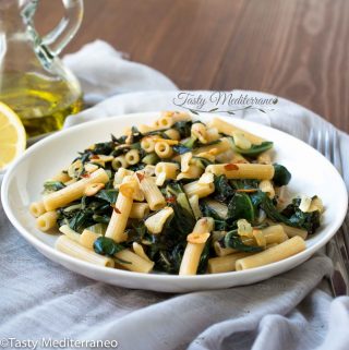 Spicy Mediterranean pasta with chard